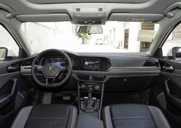 五大重磅“燃油車”，都有雙重“殺手鐧”，誰最符合國人的胃口？