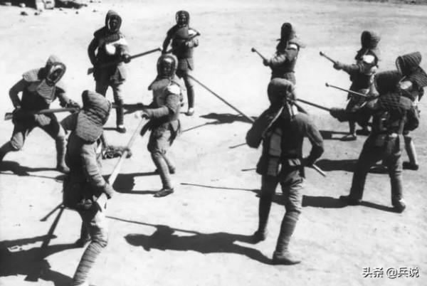 天生打仗的料！八路軍&OpenCurlyDoubleQuote;英雄呂布&rdquo;，一口氣砍死27個日本兵