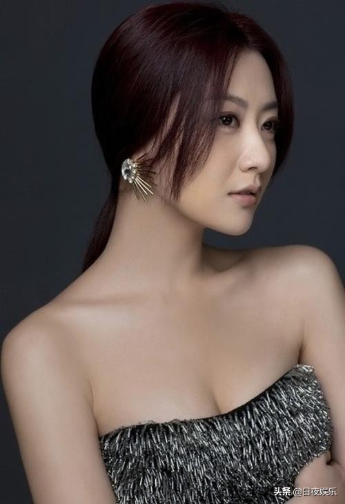 白冰：以為嫁給愛情，誰知遭遇騙婚？怦然再心動，卻又遇渣男