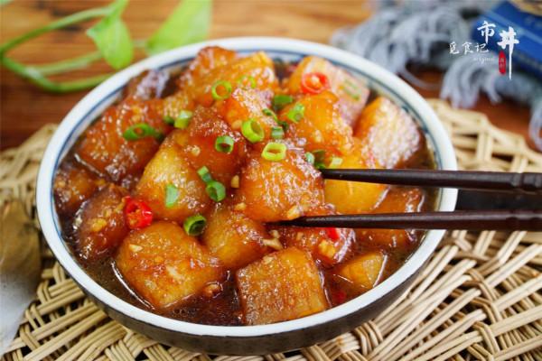 學會冬瓜這樣吃,一頓能幹兩碗飯,不放肉也很香,上桌湯汁都不剩 學會冬瓜這樣吃,一頓能幹兩碗飯,不放肉也很香,上桌湯汁都不剩