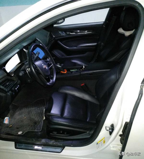 放棄奧迪A6L，花17萬買輛6年的凱迪拉克CTS頂配值嗎？