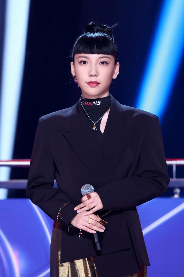 曾經風光，如今過氣！10位內地明星，有人被唾棄，有人卑微求工作