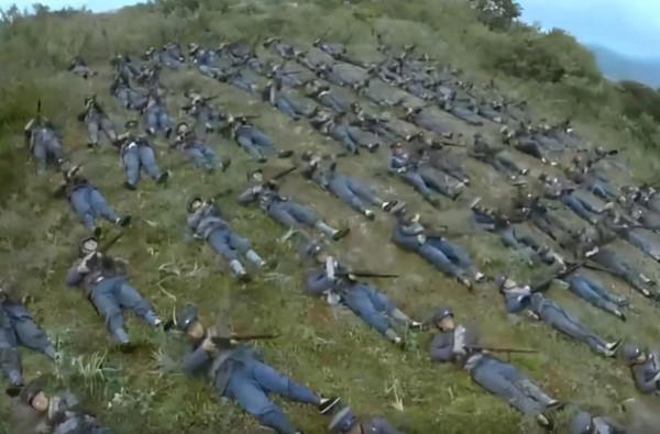 抗日神劇“機槍打飛機”