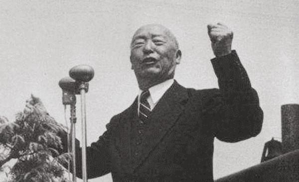 提前5分鐘開炮,師長惴惴不安,上級卻專門在會上提出表揚 提前5分鐘開炮,師長惴惴不安,上級卻專門在會上提出表揚