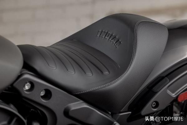 印第安Scout Rogue新款上市 換上19英寸前輪 風格大變