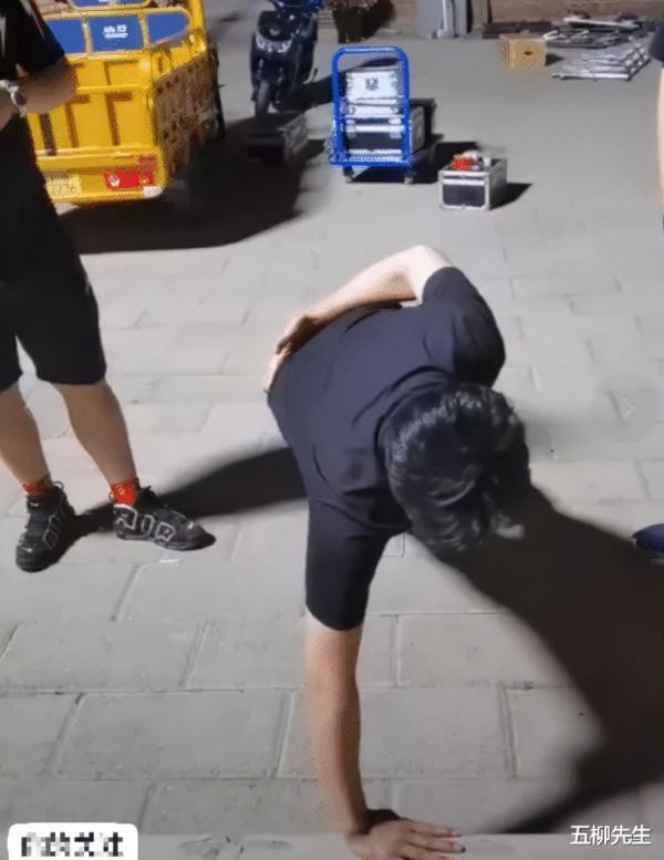 《鄉村愛情13》熱拍,象牙山迎來神秘客人,真假劉能弄懵觀眾? 《鄉村愛情13》熱拍,象牙山迎來神秘客人,真假劉能弄懵觀眾?