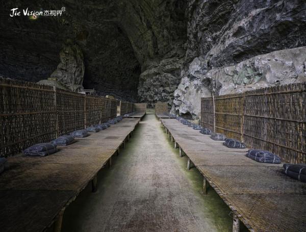 如果信仰有顏色 它一定是中國紅!百年前的紅色記憶 廣西“列寧巖” 如果信仰有顏色 它一定是中國紅!百年前的紅色記憶 廣西“列寧巖”