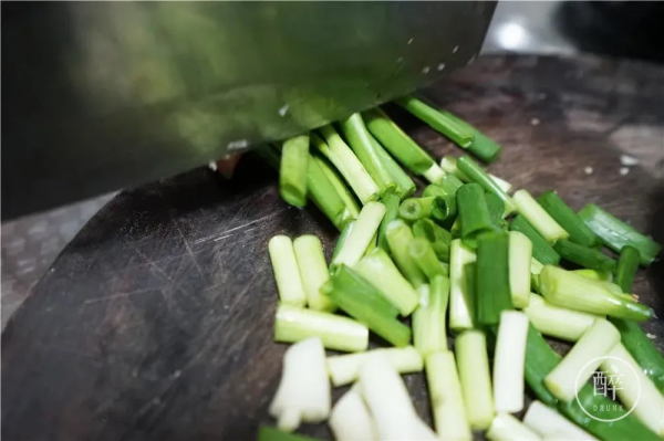 我家二十多年的涼拌菜方子，葷素通用