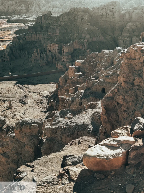 兩個人，一輛車，阿里北線無人區穿越