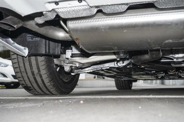 沃爾沃終於豁出去了,S90新能源一口氣就跌13萬,油耗低至1.8L 沃爾沃終於豁出去了,S90新能源一口氣就跌13萬,油耗低至1.8L