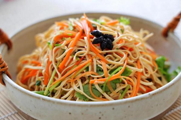 秋天大人孩子要多吃這道素菜,爽口開胃,營養豐富,做法還超簡單 秋天大人孩子要多吃這道素菜,爽口開胃,營養豐富,做法還超簡單