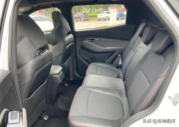 良心價6萬多起，解讀寶駿RS-3，全景天窗+自動駕駛，價效比高嗎？