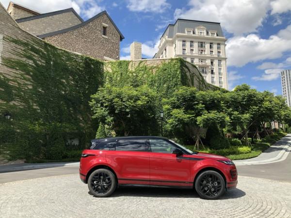 十年前的網紅加價路虎，空間更大顏值更高，極光L是不是你的菜？