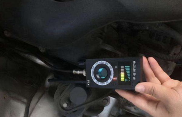 賓士金融公司被銀保監點名，貸款購車套路多？