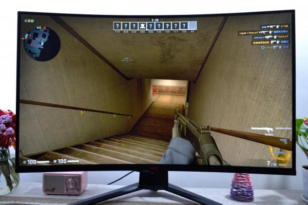 顯示器真香系列：HKC SG32QC，144Hz高刷+1500R曲率，親測它的魅力