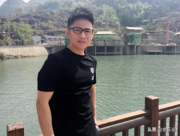 “魔喉”石頭：妻子是初戀，靠自我“欺騙”獲得《星光大道》季軍