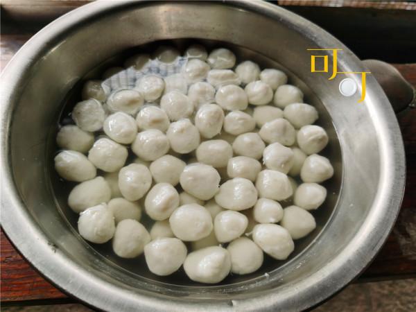 湖州荻港村的施家餛飩5元一碗,乾隆愛吃的鱔糊面,30元一碗 湖州荻港村的施家餛飩5元一碗,乾隆愛吃的鱔糊面,30元一碗