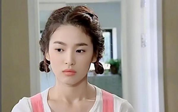 浪漫滿屋韓智恩造型盤點，宋慧喬什麼造型都可駕馭，喜歡最後一款