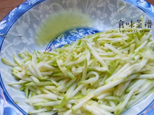 北京人愛吃的糊塌子做法,5分鐘出鍋,好吃營養又省事,一學就會 北京人愛吃的糊塌子做法,5分鐘出鍋,好吃營養又省事,一學就會