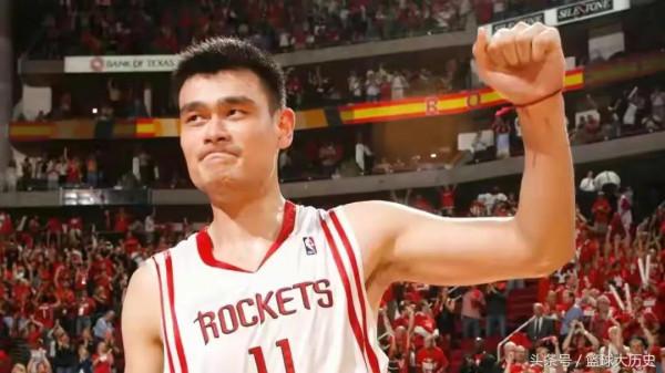 梅西:就是足球場上的姚明 梅西:就是足球場上的姚明