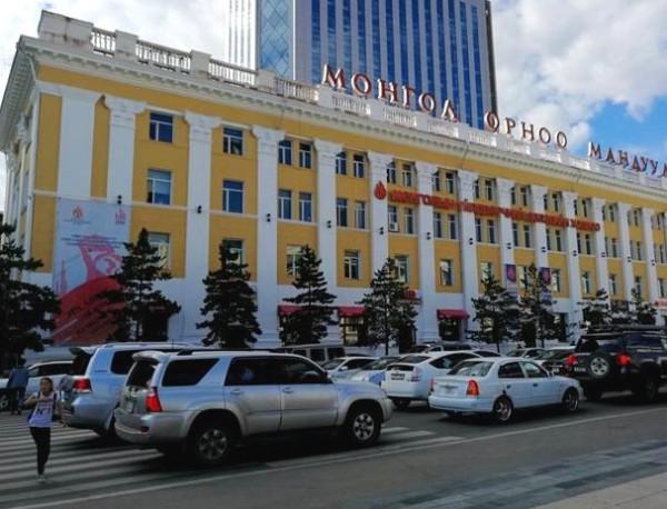 一百年沒捲入戰爭的鄰國,為何至今窮困潦倒呢? 一百年沒捲入戰爭的鄰國,為何至今窮困潦倒呢?