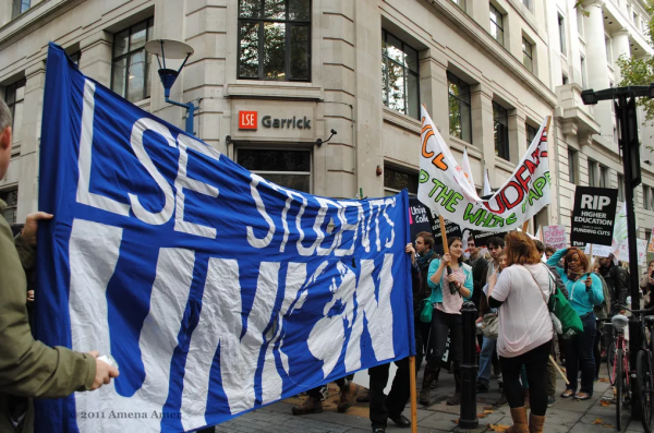 中國留學生畢業後：留英率最高的三所大學