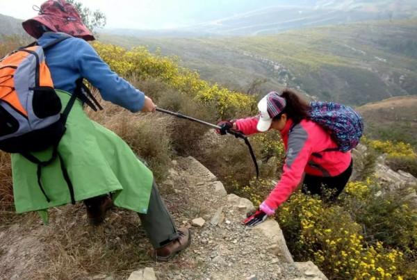 「戶外知識」如何用好手中的登山杖？