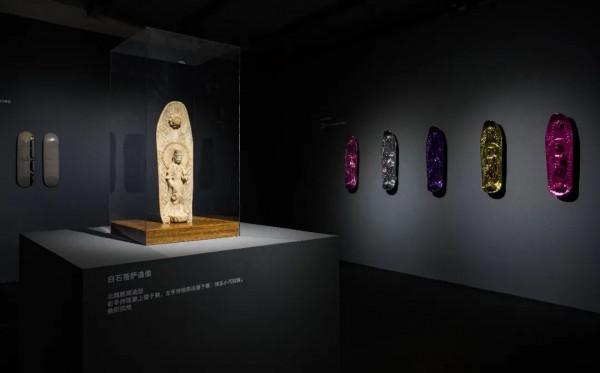 面對新一輪防控，用什麼姿勢看藝術？| 藝術栗子