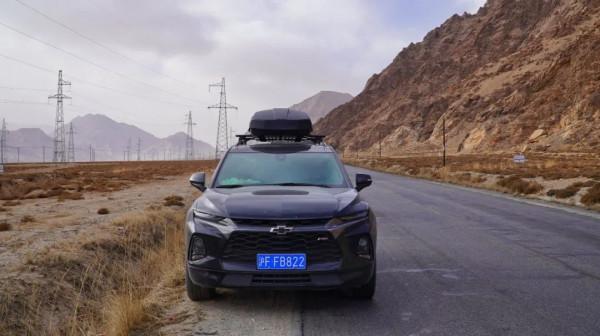 穿越西藏阿里中線,地上只有車轍印,這種路就是轎車能力的極限 穿越西藏阿里中線,地上只有車轍印,這種路就是轎車能力的極限