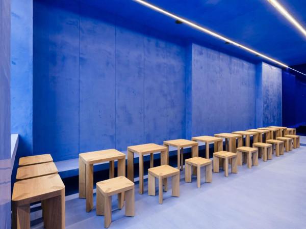 青金石藍,展現強勢魅力感的麵包店 青金石藍,展現強勢魅力感的麵包店