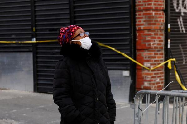 悼念紐約公寓樓大火遇難者