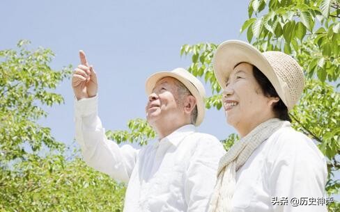 老話說“人到六十,兩不交,三不碰”,指的什麼? 老話說“人到六十,兩不交,三不碰”,指的什麼?