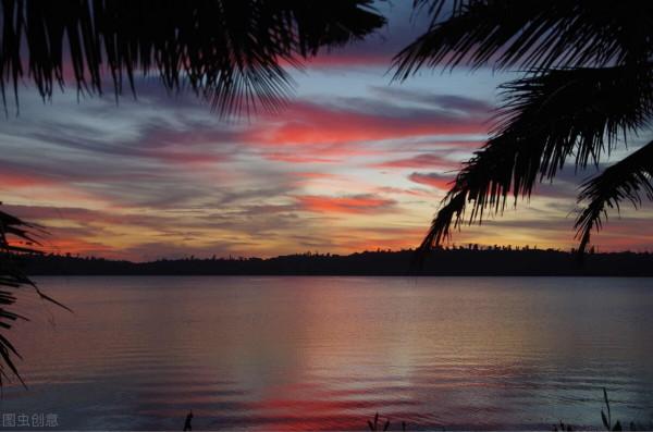 女人被鎖在家裡九年，怪異行為讓村裡人擔驚受怕，被救後怎麼樣了