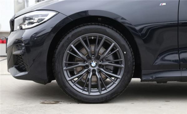 外觀帥氣，後排空間寬敞，寶馬3系325Li M運動曜夜套裝版實力解析