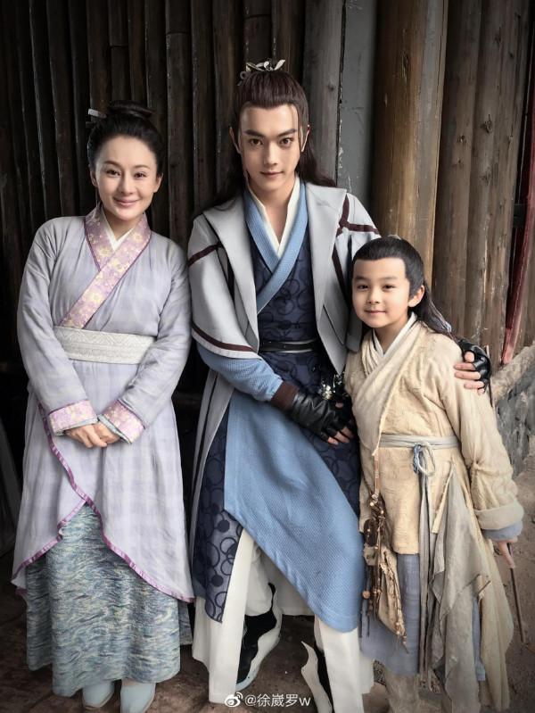 被《玉面桃花》小男主蘇到了！6歲開始拍戲的他，還演過肖戰兒子