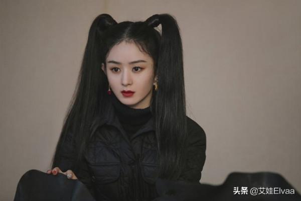 趙麗穎這次真逆襲了！扎雙馬尾似“天山童姥”，徹底擺脫鄉土氣質