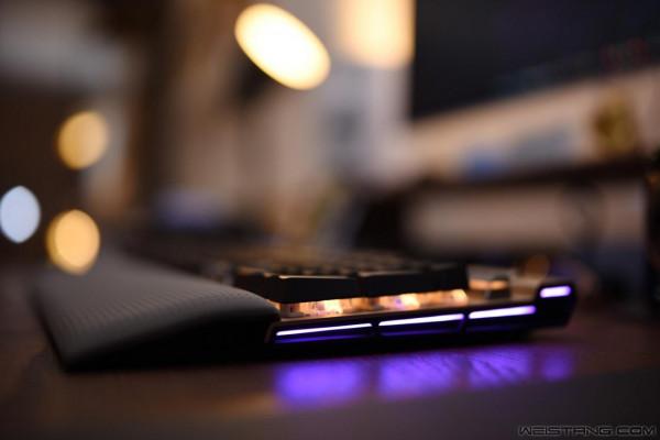 美商海盜船K100璀璨金機械鍵盤賞析 美商海盜船K100璀璨金機械鍵盤賞析