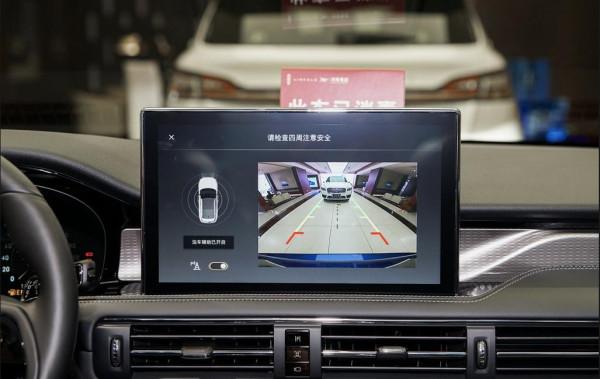 CCD自適應懸掛如何避開水坑,2022款林肯冒險家2.0T兩驅尊享版 CCD自適應懸掛如何避開水坑,2022款林肯冒險家2.0T兩驅尊享版