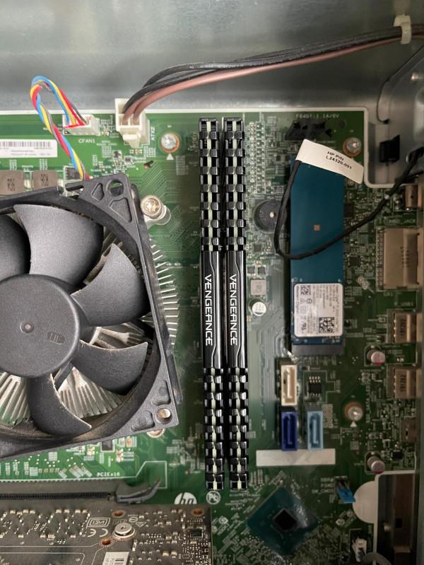 關於更換電腦超高頻率記憶體條的親身經歷