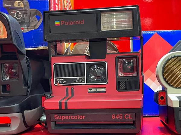 逛瀋陽二手相機店:尼康沒人要,大炮被放棄,寶麗萊卻有很多人找 逛瀋陽二手相機店:尼康沒人要,大炮被放棄,寶麗萊卻有很多人找