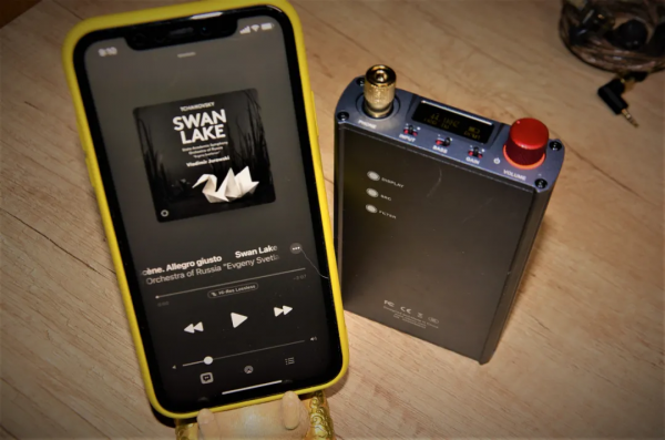 全芯升級的Apple Music無損解決方案：簡單聊聊XDuoo 乂度XD05 Basic