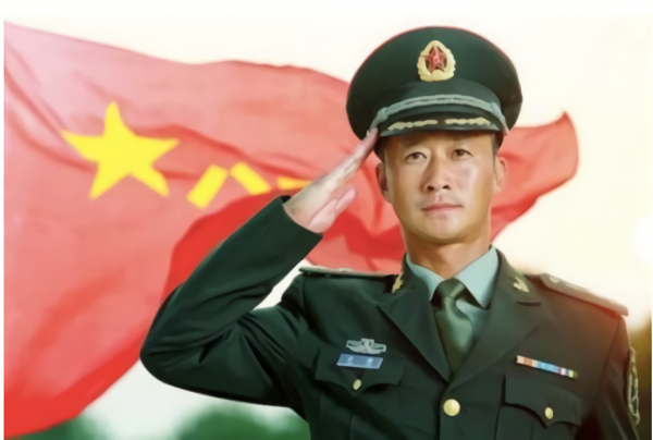 油頭粉面就不要演軍人了!這5位演員讓你知道,什麼才是英姿颯爽 油頭粉面就不要演軍人了!這5位演員讓你知道,什麼才是英姿颯爽