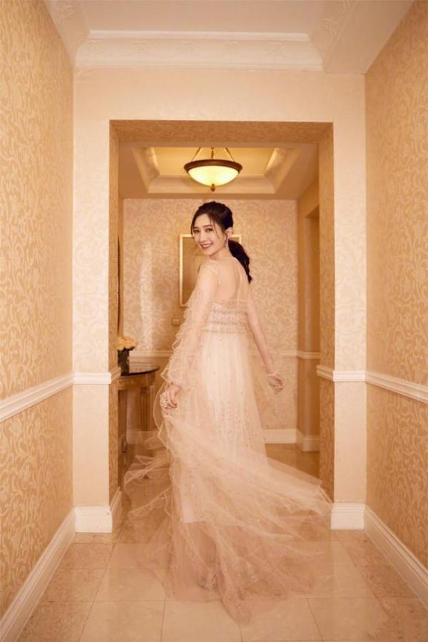 江疏影是什麼神仙顏值,穿裸色紗裙美出天際,連未修圖都讓人驚豔 江疏影是什麼神仙顏值,穿裸色紗裙美出天際,連未修圖都讓人驚豔