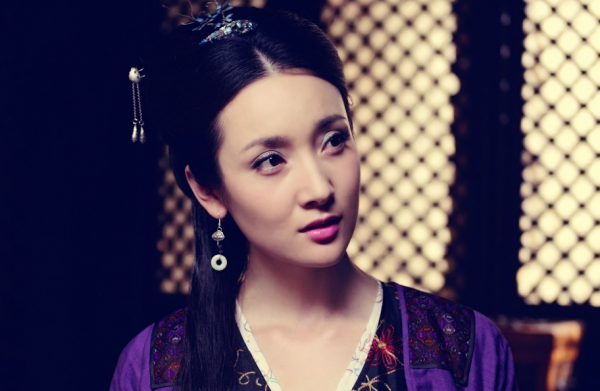 王妍蘇：曾是廣告女王，演過《何以》許影，戲外已是三個孩子的媽
