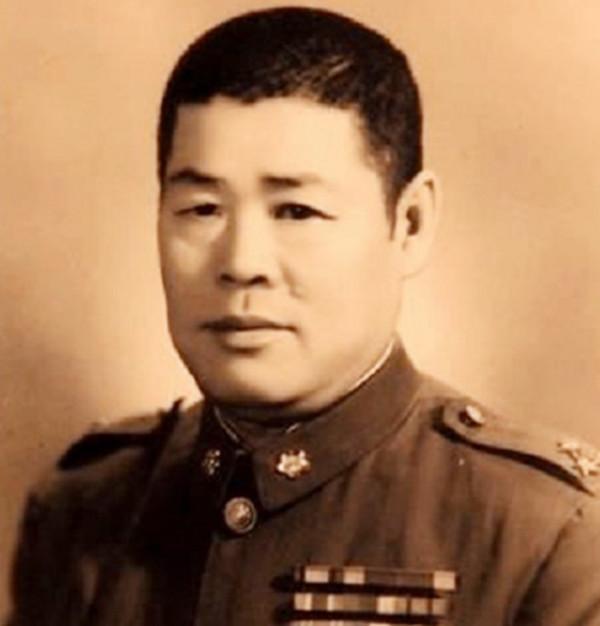 1955年授勳前夕,主席和總理一致認可他來主持典禮,他是誰? 1955年授勳前夕,主席和總理一致認可他來主持典禮,他是誰?