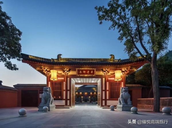 深秋了，泡湯去！這7家精品溫泉度假村值得一住