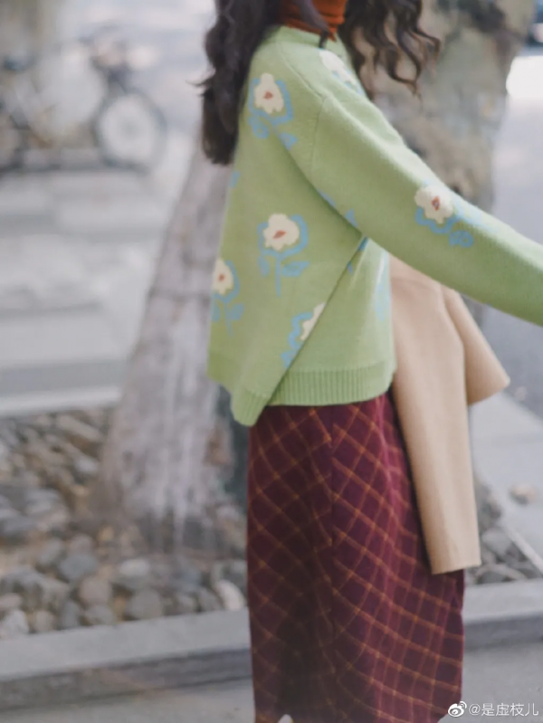 小長假VS婚禮季，這7套LOOK低調又美麗