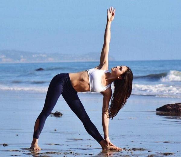 在家練瑜伽，這十個姿勢最適合，來看看你該怎麼練