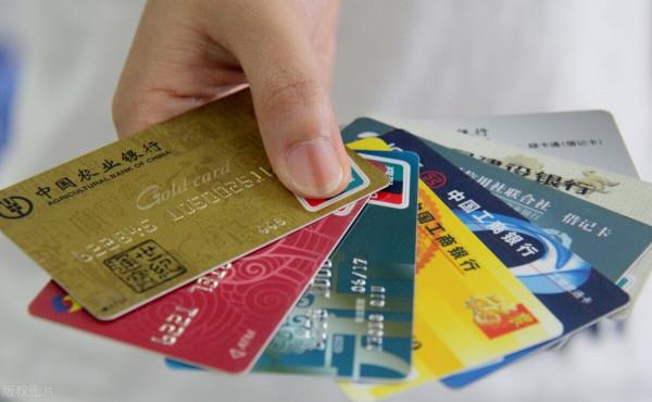 家裡有張1990年的存摺，裡面有100多元存款，現在去銀行能取多少