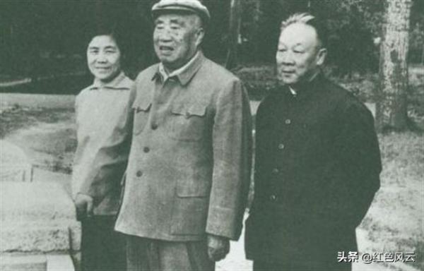 朱德要求見火車司機,大家才知道司機的身份:原來他是朱德的兒子 朱德要求見火車司機,大家才知道司機的身份:原來他是朱德的兒子